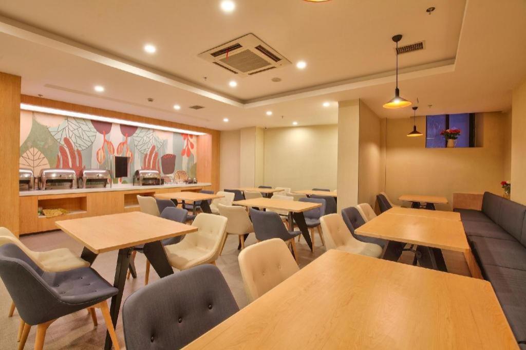 Hanting Hotel Ningbo Tian Yi Square Newbranch מראה חיצוני תמונה